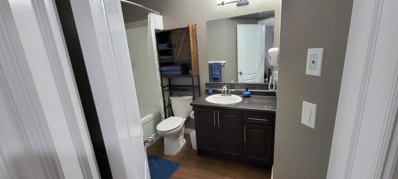 ססקאטון Blue Wave 2 Bedroom Suite מראה חיצוני תמונה
