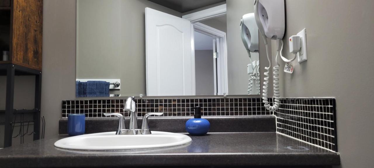 ססקאטון Blue Wave 2 Bedroom Suite מראה חיצוני תמונה