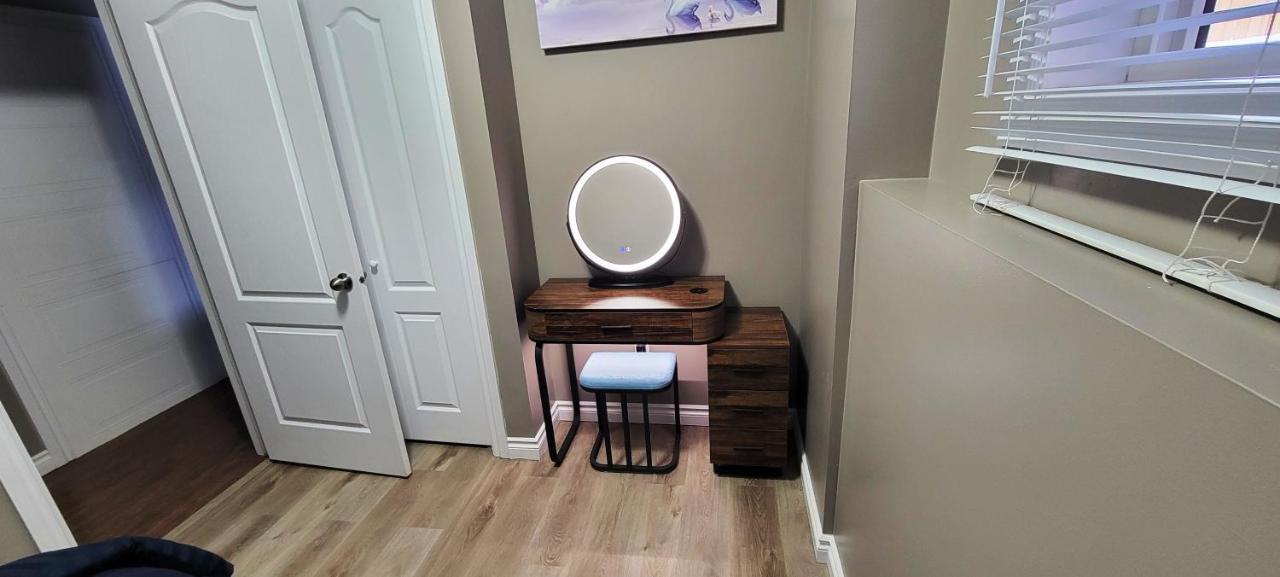ססקאטון Blue Wave 2 Bedroom Suite מראה חיצוני תמונה